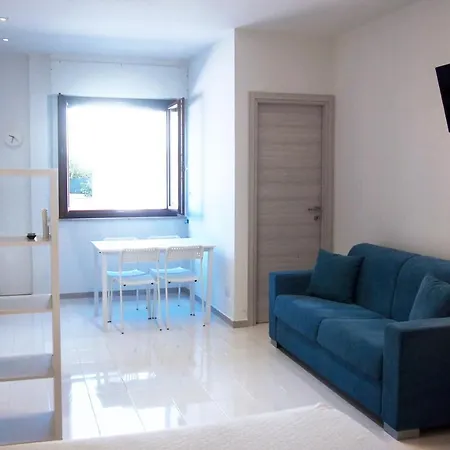 Le Rose Beach&suites Fronte Mare A Villarosa *