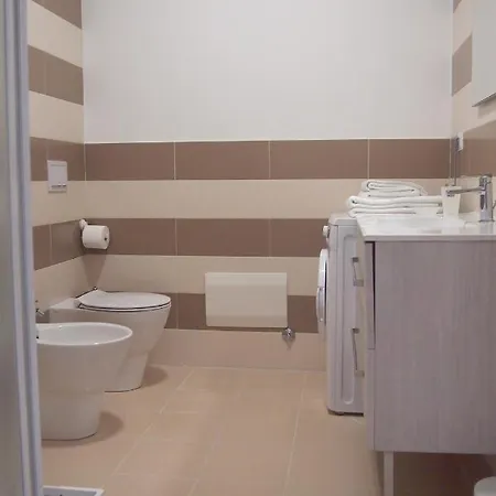 Le Rose Beach&suites Fronte Mare A Villarosa