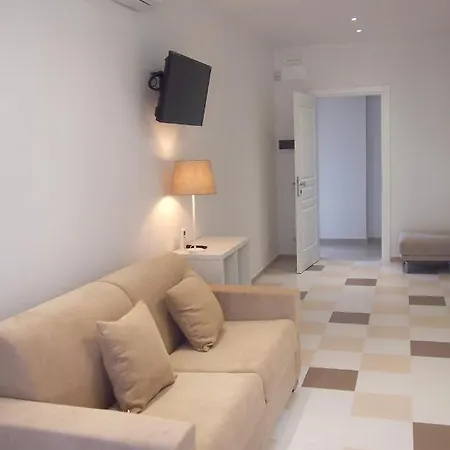 Le Rose Beach&suites Fronte Mare A Villarosa * Martinsicuro