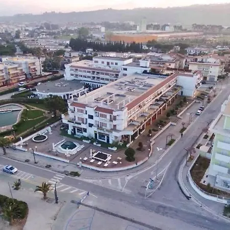 Le Rose Beach&suites Fronte Mare A Villarosa Martinsicuro