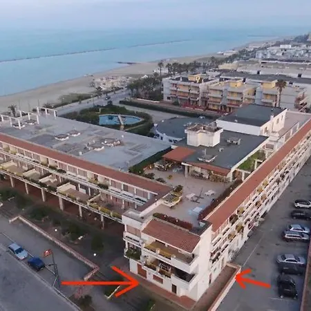 Appart hôtel Le Rose Beach&suites Fronte Mare A Villarosa Martinsicuro