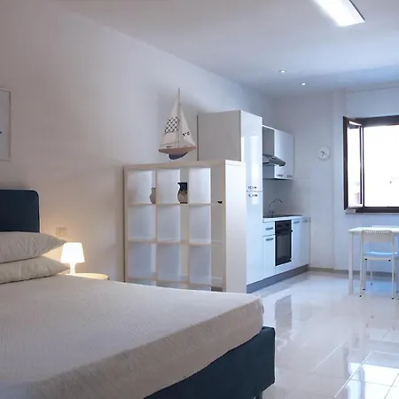 Le Rose & Fronte Mare A Villarosa