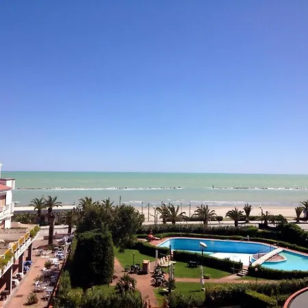 Le Rose & Fronte Mare A Villarosa Martinsicuro